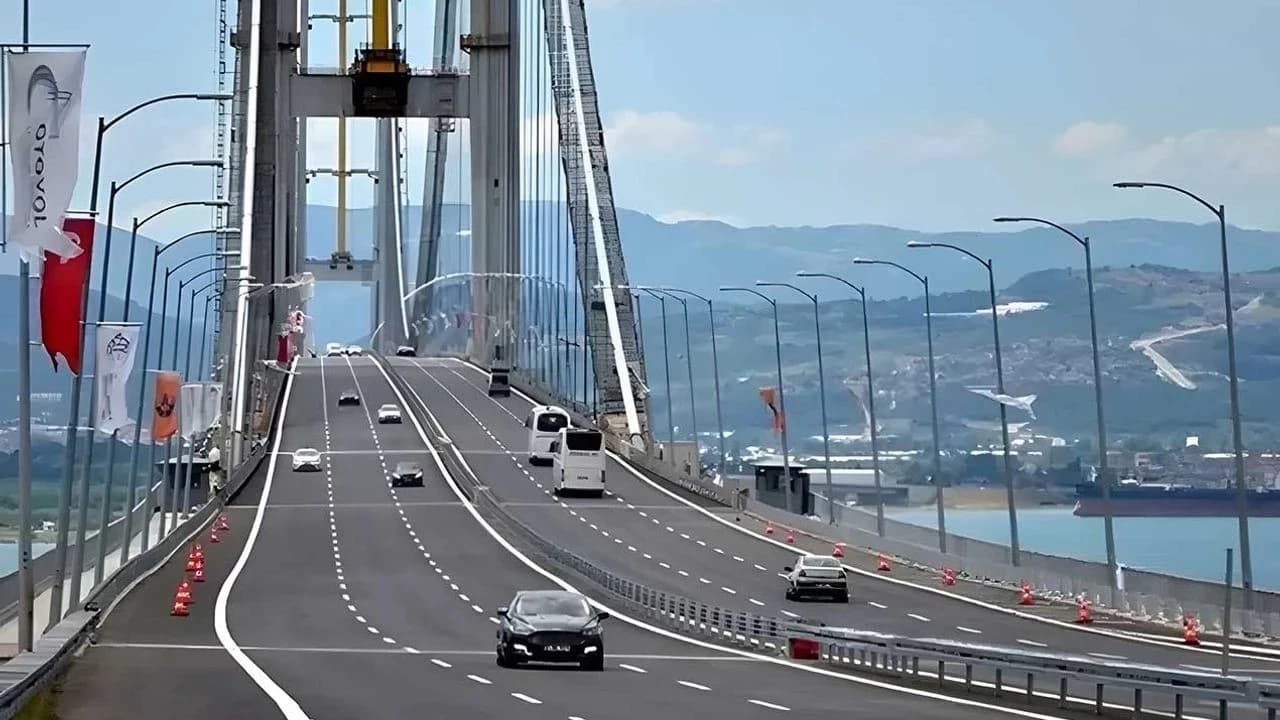 Yeni yılda köprü ve otoyol ücretlerine  yüzde 25,49 zam