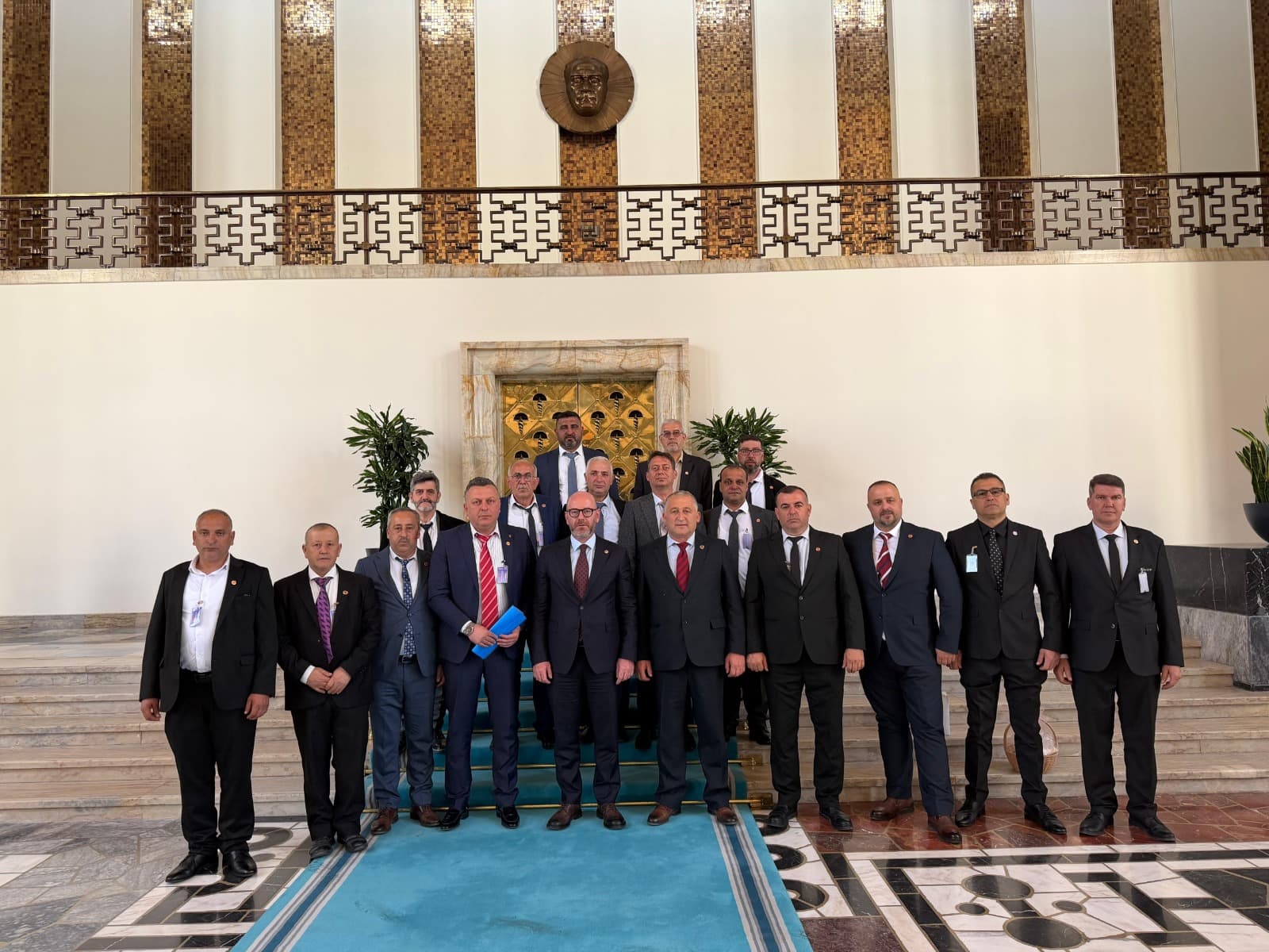 SERKAN SARI’DAN MANYAS İÇİN YENİ HÜKÜMET KONAĞI TALEBİ