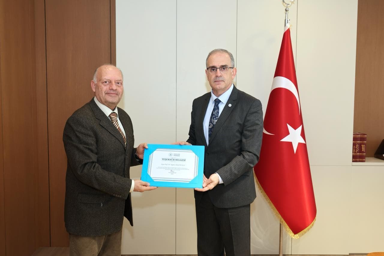 Bandırma Onyedi Eylül Üniversitesi Spor Bilimleri Fakültesi’nde Dekanlık Devir Teslim Töreni